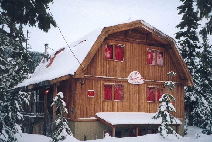 #70, The Red Roof Chalet, Upper/Lower Suite