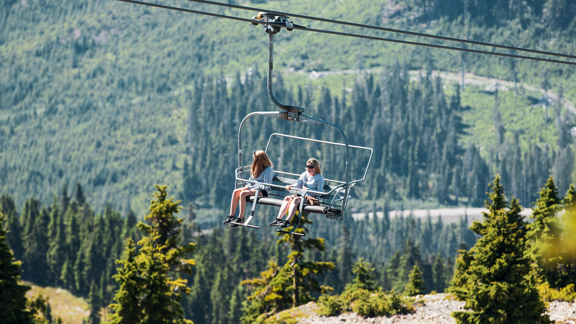 Scenic Chairlift Rides at  Mount Washington Alpine Resort