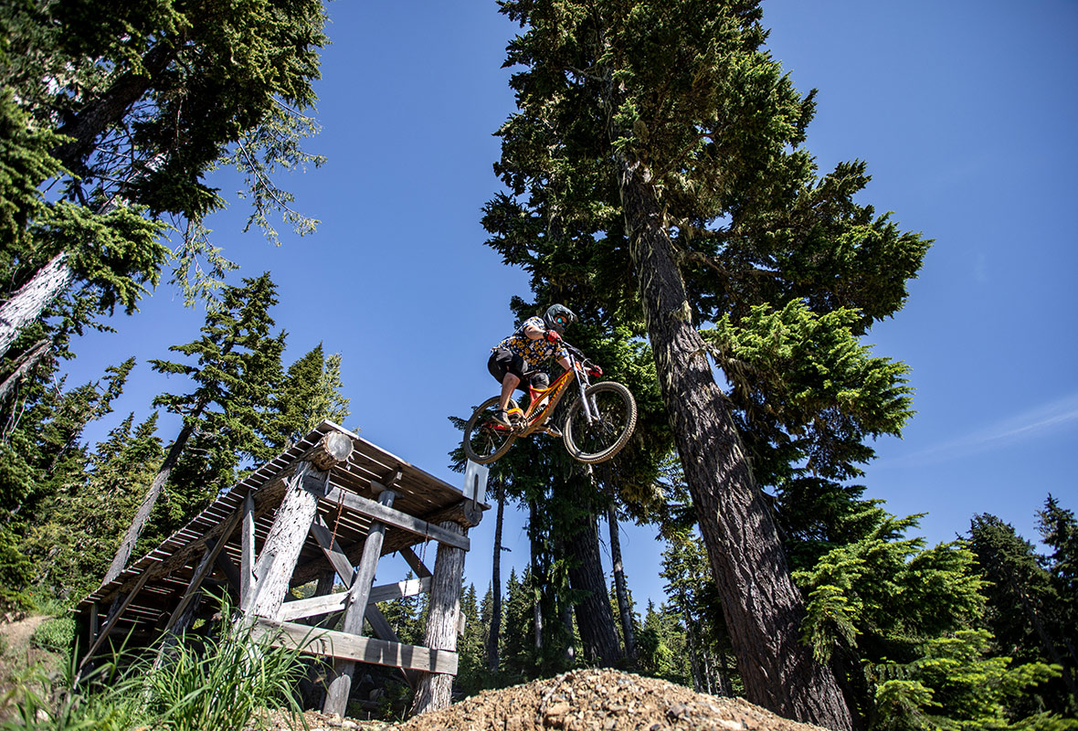 Jump and Drop Clinic at Mount Washington Bike Park