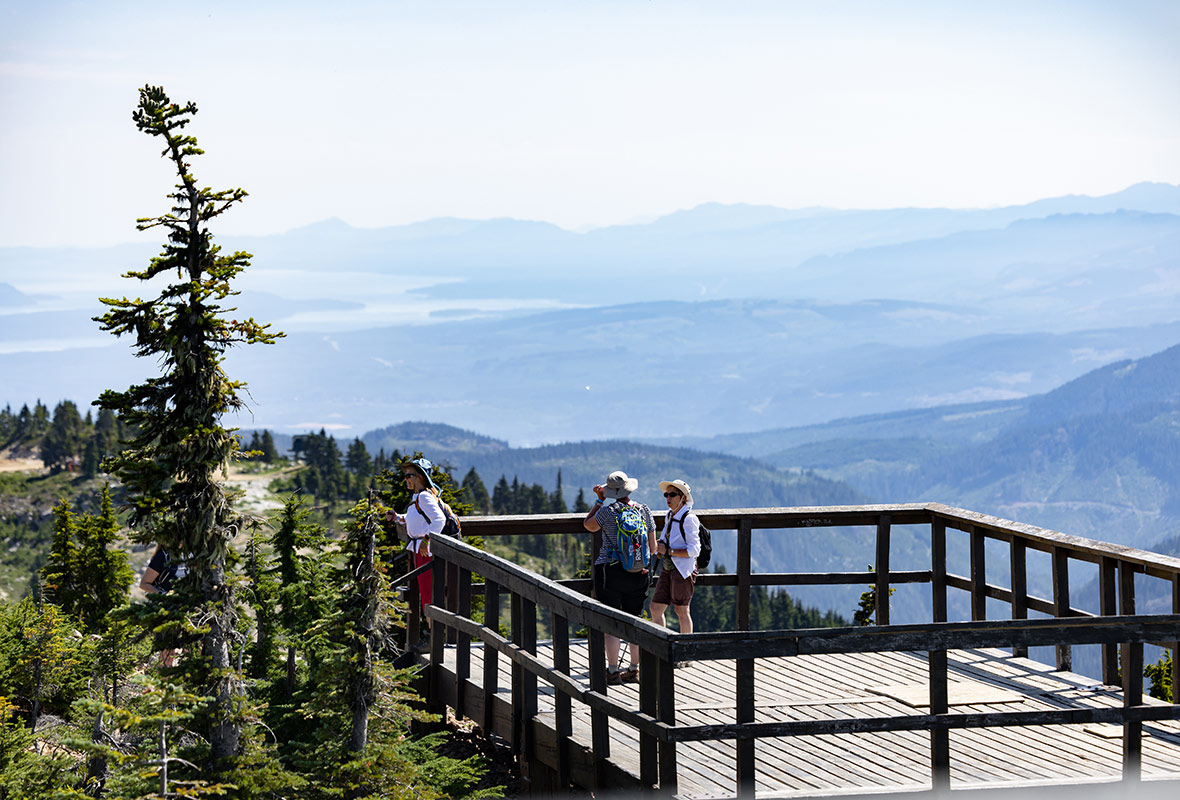 Scenic Chairlift Rides at  Mount Washington Alpine Resort