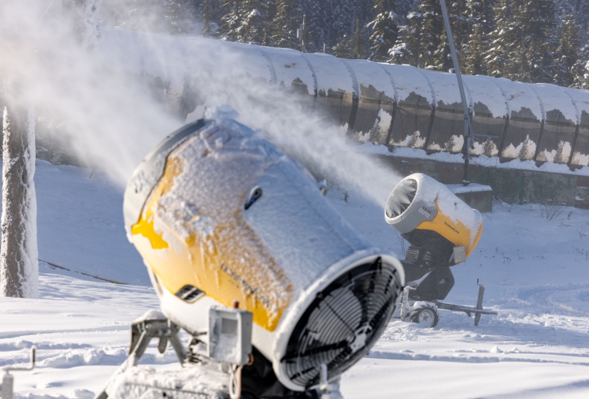 Opening day at Mount Washington, December 18