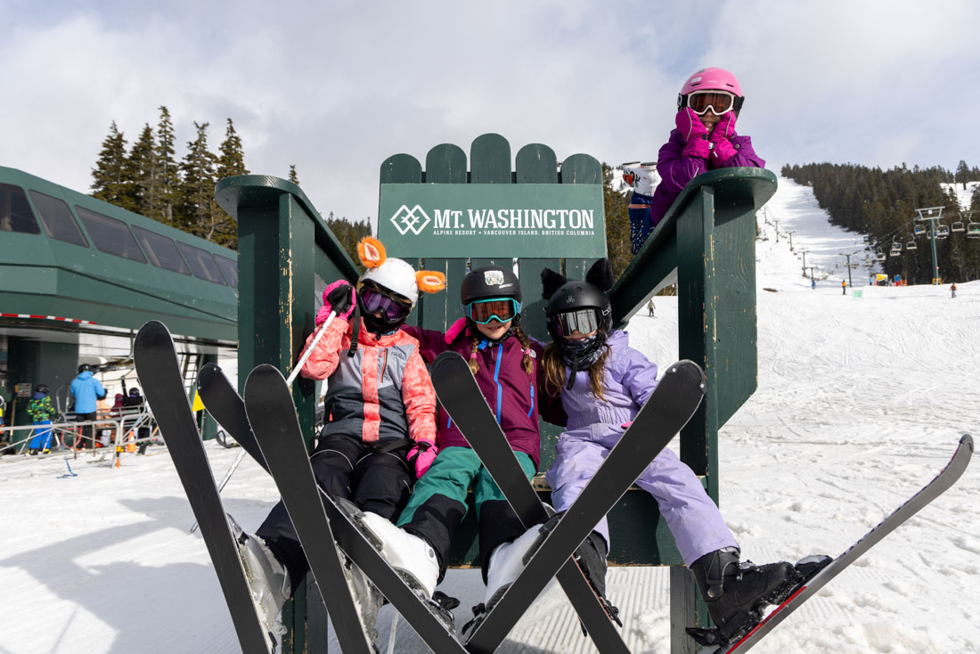 Spring skiing at Mount Washington