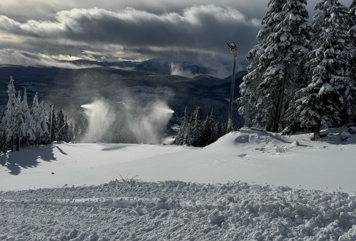 Whiskey Jack opening day, December 19